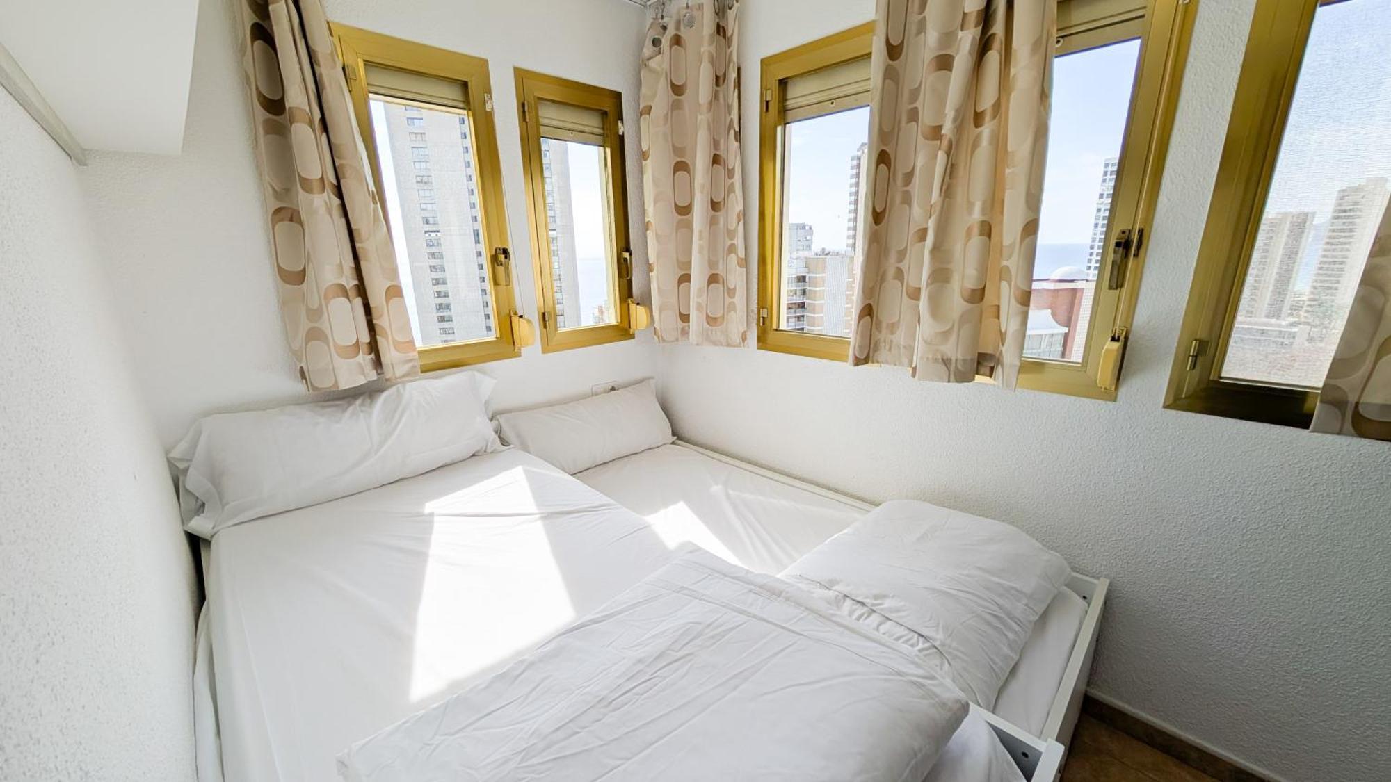 Gerona Sea View Apartments Benidorm Esterno foto